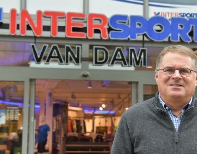 Intersport Van Dam en VVZ’49 verlengen langdurige samenwerking met Deventrade